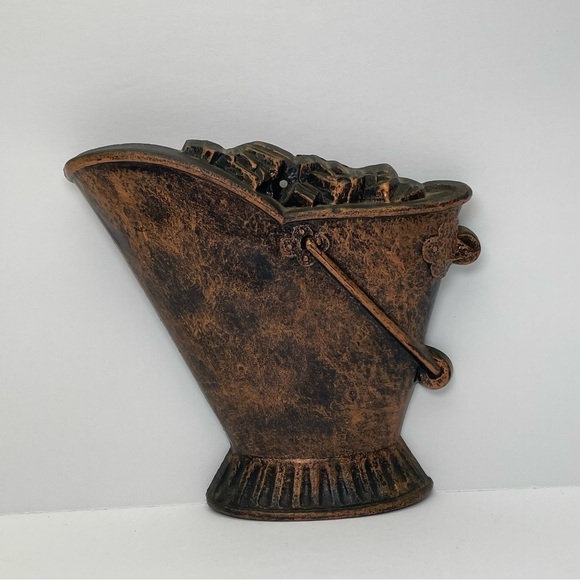 Retro Dart Industries Copper Coal Bucket Wall Decor - Picture 5 of 7